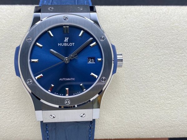 542.NX.7170.LR Hublot Classic Fusion Automatic Blue(38mm)