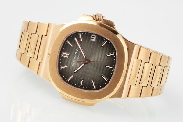 Replica Patek Philippe Nautilus 5711R 001 40MM Mens Watch