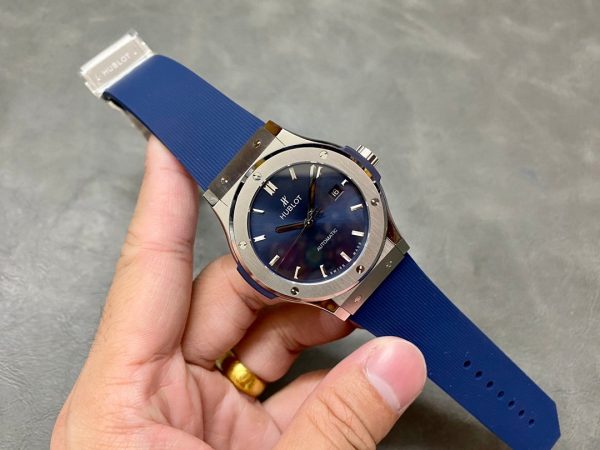 Hublot Classic Fusion 301.PB.131.RX 42mm Mens(silver)