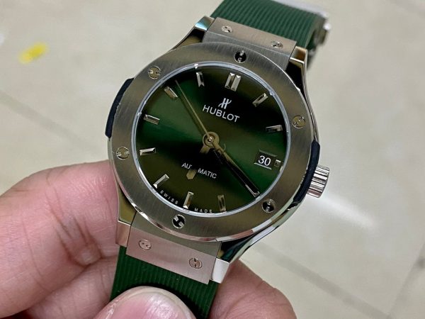 Hublot Classic Fusion 565.NX.1171.RX 38 mm Lady(blue)