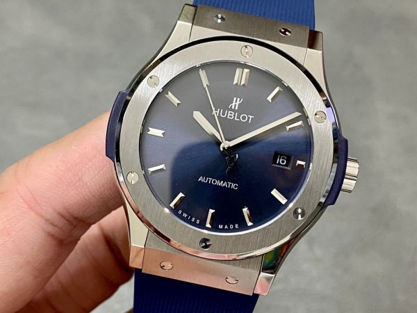 Hublot Classic Fusion 301.PB.131.RX 42mm Mens(silver)